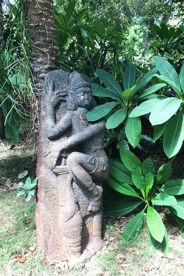 Distress-sculpture